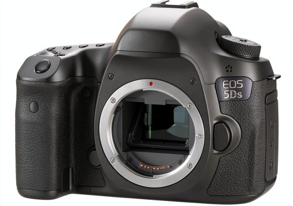 Canon EOS 5DS DSLR Camera 50MP Sensor Professional-1