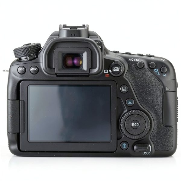 Canon EOS 80D DSLR Camera 24.2 MP with 18-135mm Lens-1