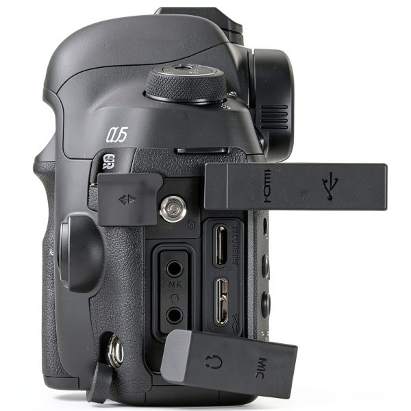 Canon EOS 5D Mark IV DSLR Camera 30MP Full Frame 4K Video-4